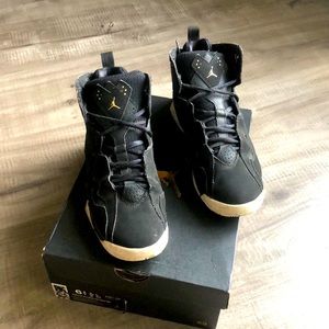 Jordan Eclipse Holiday BG Size 6Y